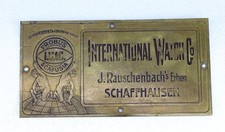 I.W.C. Blechschild aus alter Uhr   Maße: 11 x 5.5 cm Messingblech T071