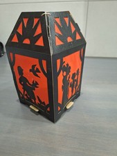 Alte DDR Laterne, Pappe /