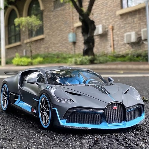Bugatti divo diecast - divo, 1:32