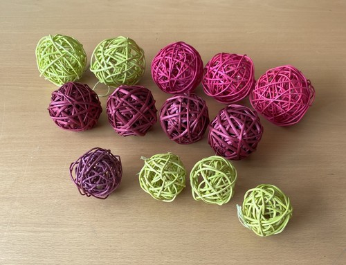 Weihnachts bast kugeln - 13, weihnachts-bast-kugeln