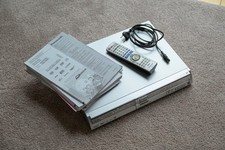 Panasonic DMR-EH60 EG-S DVD / HDD - Festplatten Rekorder (Silber)