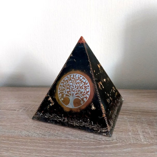 Orgonit pyramide baum des - baum,