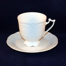 Hutschenreuther Viktoria weiss Kaffeetasse mit Untertasse neuwertig