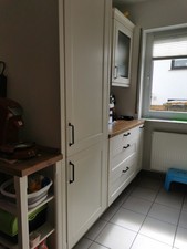 Beim Kauf von dieser Moderne Einbauküche gibt es noch einen kleinen Bonus  dazu 