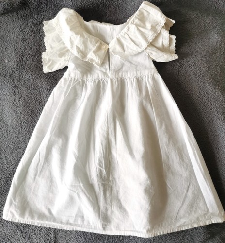 Zaberhaftes altes puppenkleid - zaberhaftes,