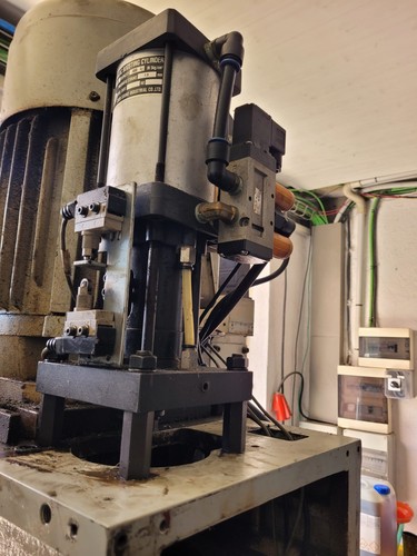 Hurco ausstoßzylinder vm1 - hurco,
