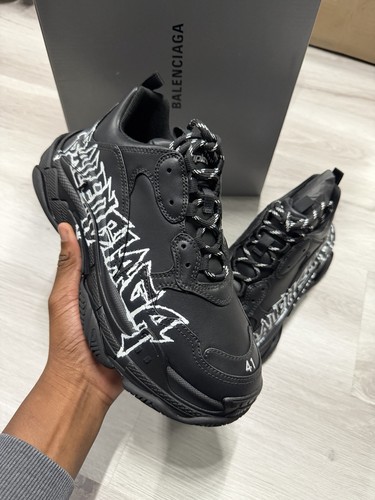 Balenciaga triple graffiti - balenciaga, s