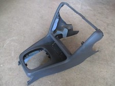 1-DIN Mittelkonsole vorne AUDI