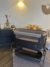 Maxi-Cosi Iora Beistellbett - Essential Blau