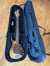 Music Man Stingray 5 Spezial