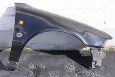 Audi A4 B5 (bis caMitte1999 Bild vergleic) Kotflügel vorne rechts schwarz LZ9U