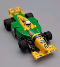 Faller AMS racing  - H0 - #6 Benetton Ford Rennwagen F1  - grün gelb  (257332)