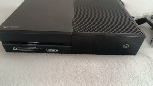 Microsoft xbox one 365gb - one,