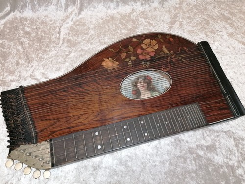 Alte zither zupfinstrument - alte,