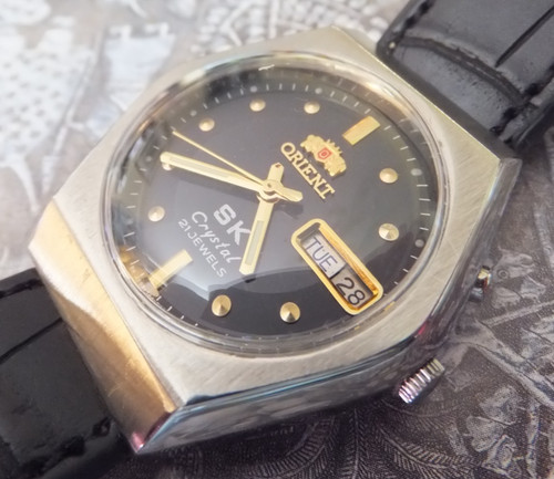 Orient crystal black dial - orient,