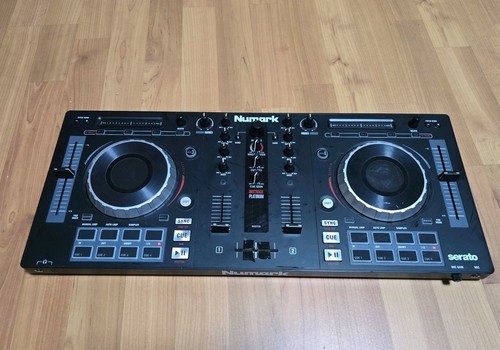 Controller numark mixtrack - controller,