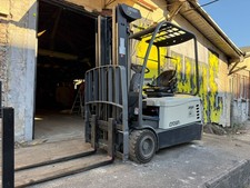 Crown Stapler Elektro-Gabelstapler SC 5300 - guter Zustand