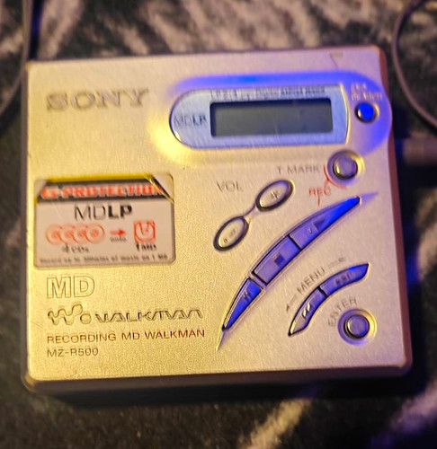 Sony r500 walkman - sony,