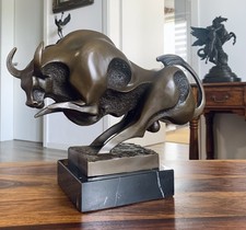 Bronzefigur Stier Skulptur Bulle 7,2 kg Modern Dekoration Tierfigur Bull Kunst
