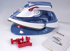 Tefal Freemove FV9920 EO Cordless kabellos Bügeleisen 2400W Exclusive