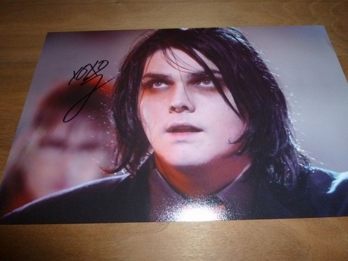 Gerard way signed - way,