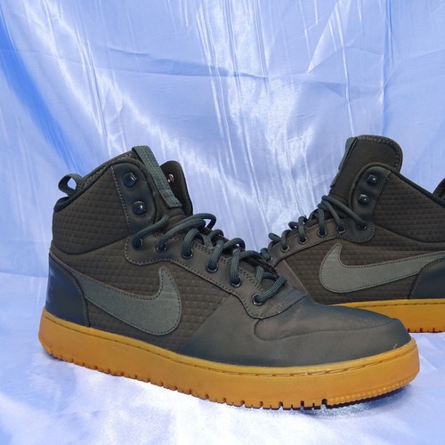 Nike court borough mid - borough,