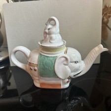 Porzellan Teekanne Elefant