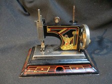 Antike Kindernähmaschine