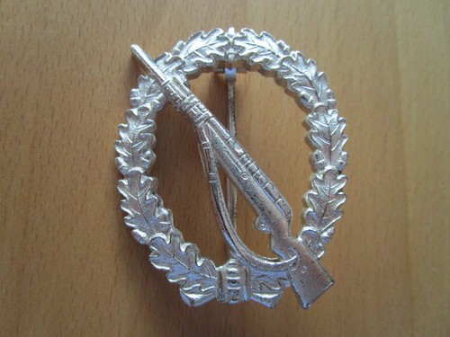 WH-Infanteriesturmabzeichen in