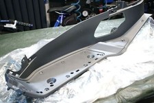 Piaggio X8 125 180 250 Trittbrett links NOS 62359200E8 Pedana Verkleidung Cover