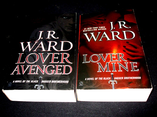 Ward black dagger - -,