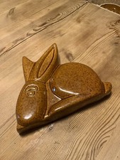 Keramik Ton Backform Osterhase Hase Back Form mit Wandaufhängung Braun Glasiert