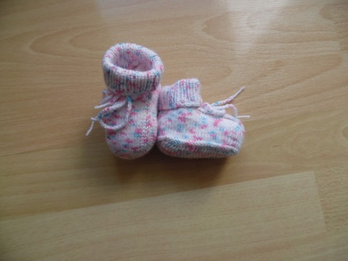 Babyschuhe gestrickt - ,
