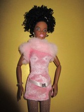 B904)SCHÖNE VINTAGE BARBIE AA