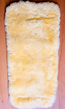 Lammfell für den Kinderwagen