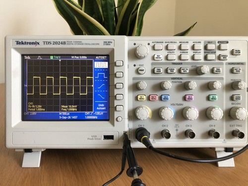 Tektronix tds 2024b - 2024b, digital