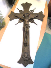 JESUS CHRISTUS AM KREUZ BRONZE
