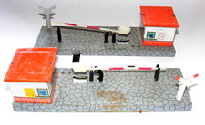 O S HO  Blech Bahnübergang Bahnschranke Schranke Schlagbaum Plastik HWN Germany