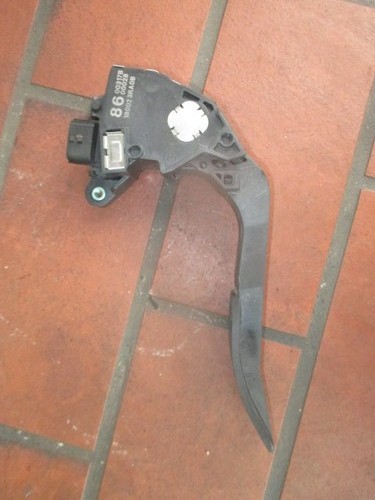 Gaspedal nissan juke 6 - nissan,