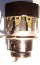 RV12P2000 2. Weltkrieg Militär hinten Pentode Vakuumröhren mit Steckdosen