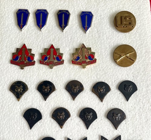 Army anstecknadeln - 21,