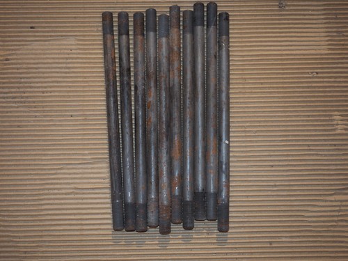 Hanomag motor stehbolzen - 28,