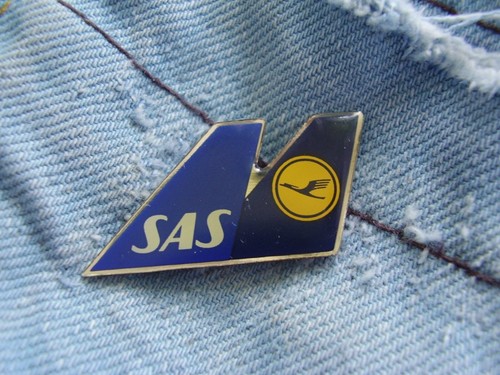 Pin lufthansa sas - lufthansa,