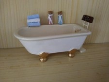 DORFPUPPENHAUS - Puppenstube