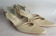 Ivory Damen Riemchenpumps - Creme - Gr. 41 - NEU