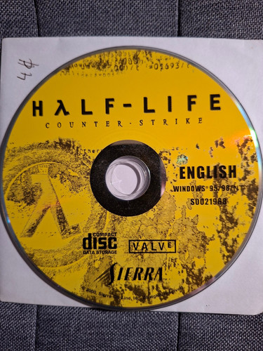 Half life counter strike - half-life,