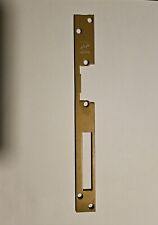 Eff Eff Flachschließblech mit Fallen- und Riegelausschnitt