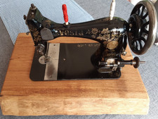 Antike nähmaschine modell - antike,