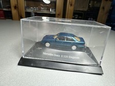 Herpa 1:87 H0 Mercedes-Benz E 320 Elegance  türkisgrün metallic Klarsichtbox  MH