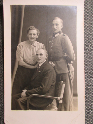Foto soldat in - foto, uniform